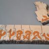 Jograki - jogowe zwierzaki<br/> drewniane puzzle joga (13 elementów)<br/> powitanie słońca